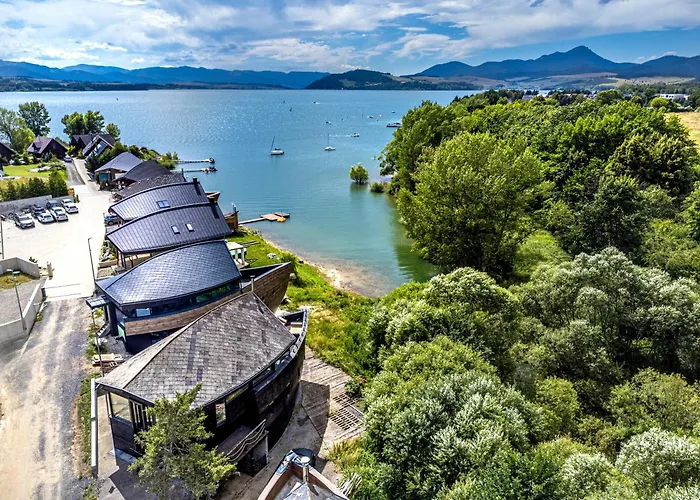 Unique Boat Shaped House At Lakefront #Instaworth